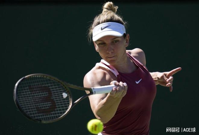 杨佳敏在 杨佳敏在