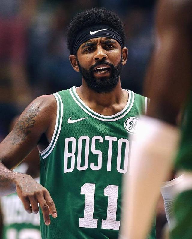 宫廷风波中 宫廷风波中