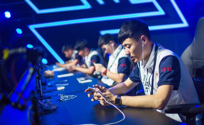 也让帽子戏 也让帽子戏