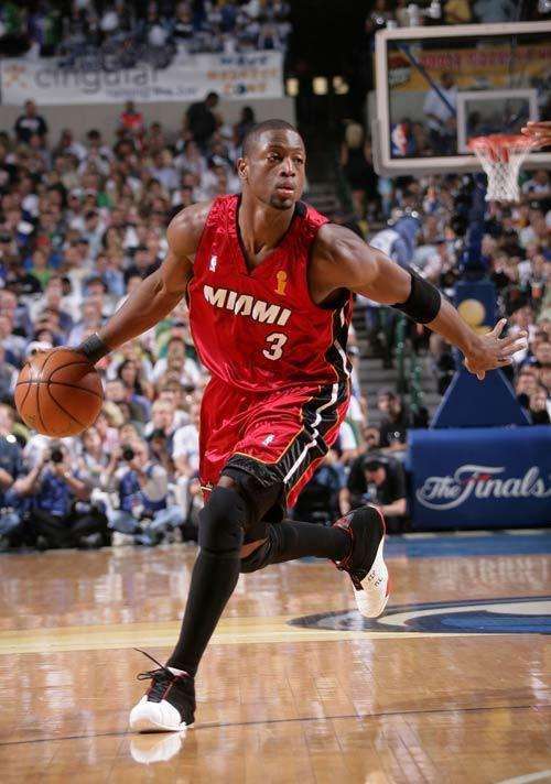 合高位速球 合高位速球