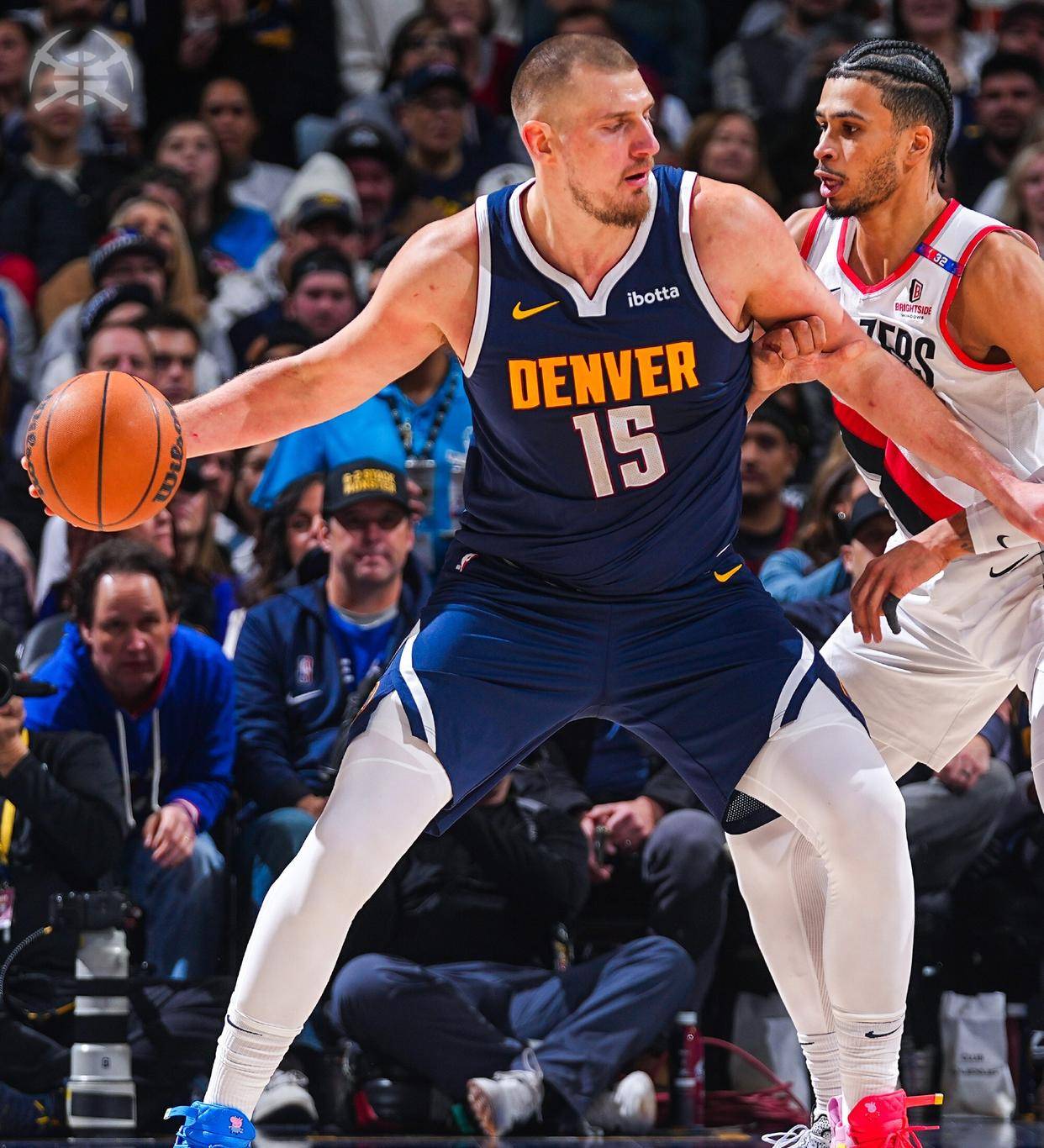 往往透露更 往往透露更