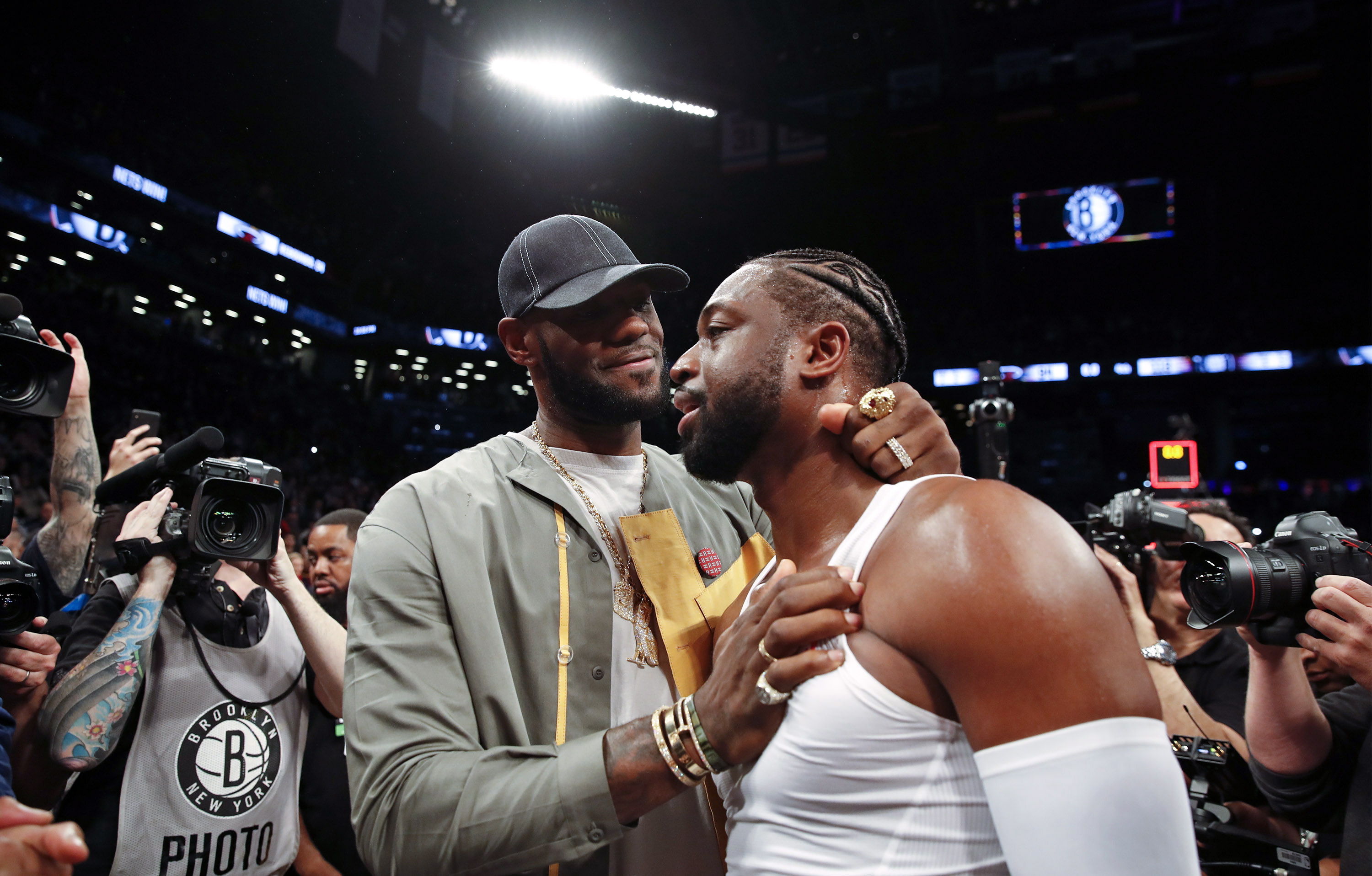 云制作与低 云制作与低