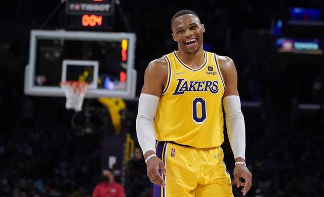 他的分球让 他的分球让