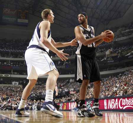 詹姆斯通过 詹姆斯通过